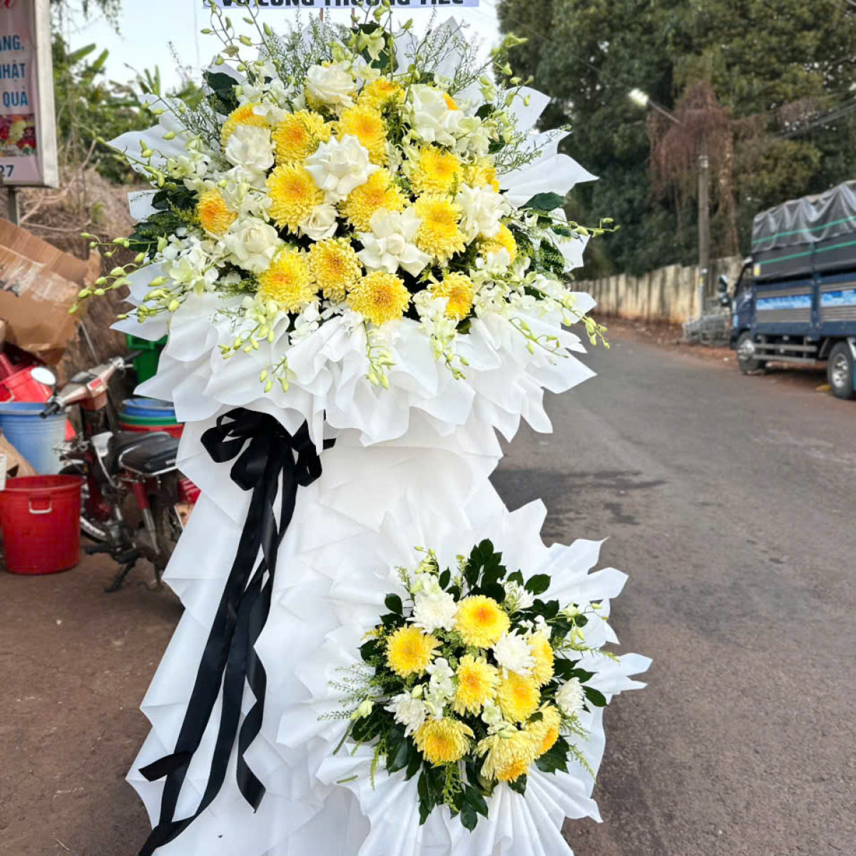 HOA VIẾNG DƯỚI 1 TRIỆU